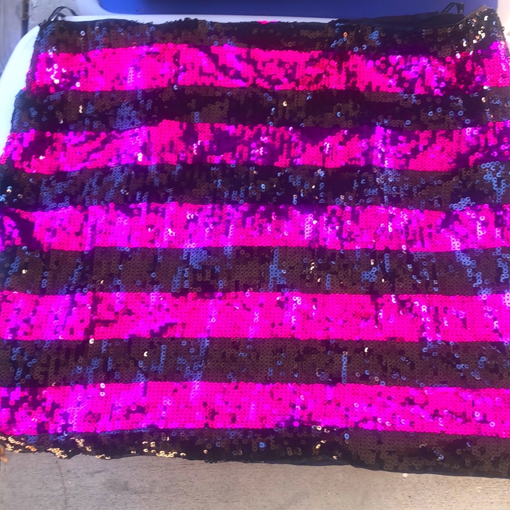 New Without Tags Forever 21 Sequined Mini Skirt